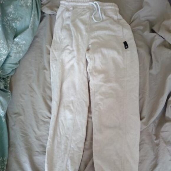 Adidas jogging lounge pants - Picture 2 of 4